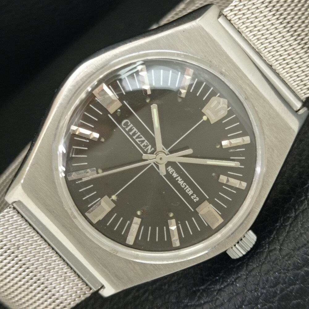 Vintage 1986 Citizen Manual Wound Mens Silver Watch & Silver accents